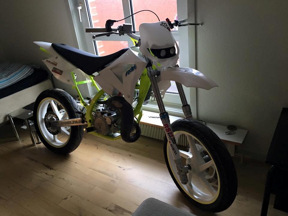 Aprilia supermotard byted til kawawasaki kx 250cc 1990 billede 1