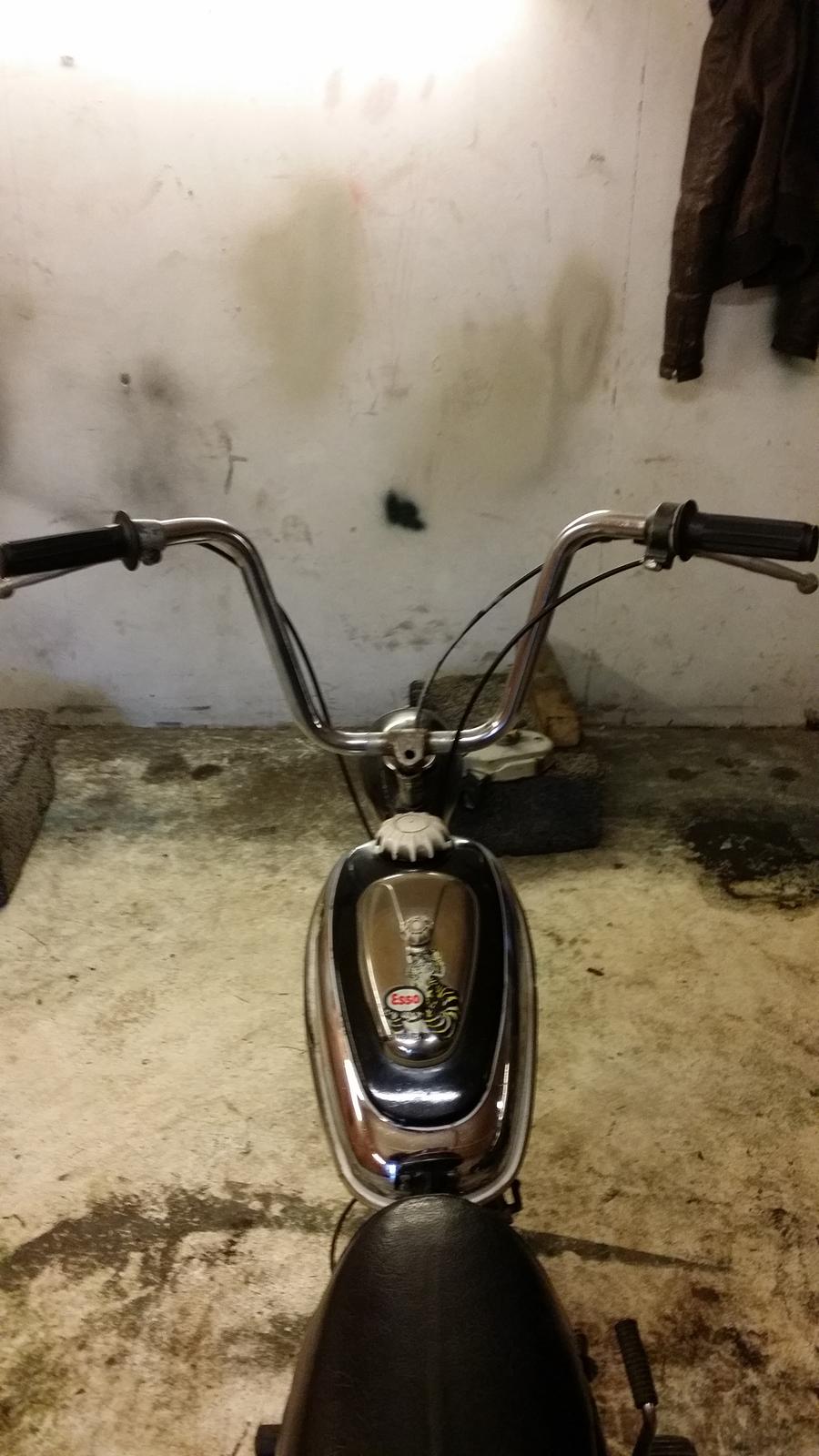 Puch Ms 50' "vilddyret"  - god udsigt, he. Rigtig 70'er styr ;) billede 13