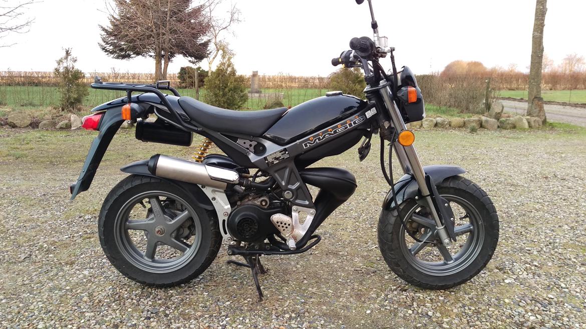 Suzuki Street Magic billede 1
