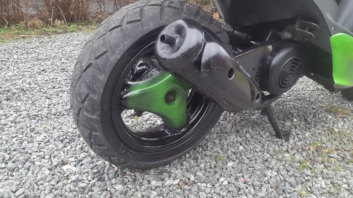 Yamaha  Yamaha jog r solgt 5200 kr. billede 6