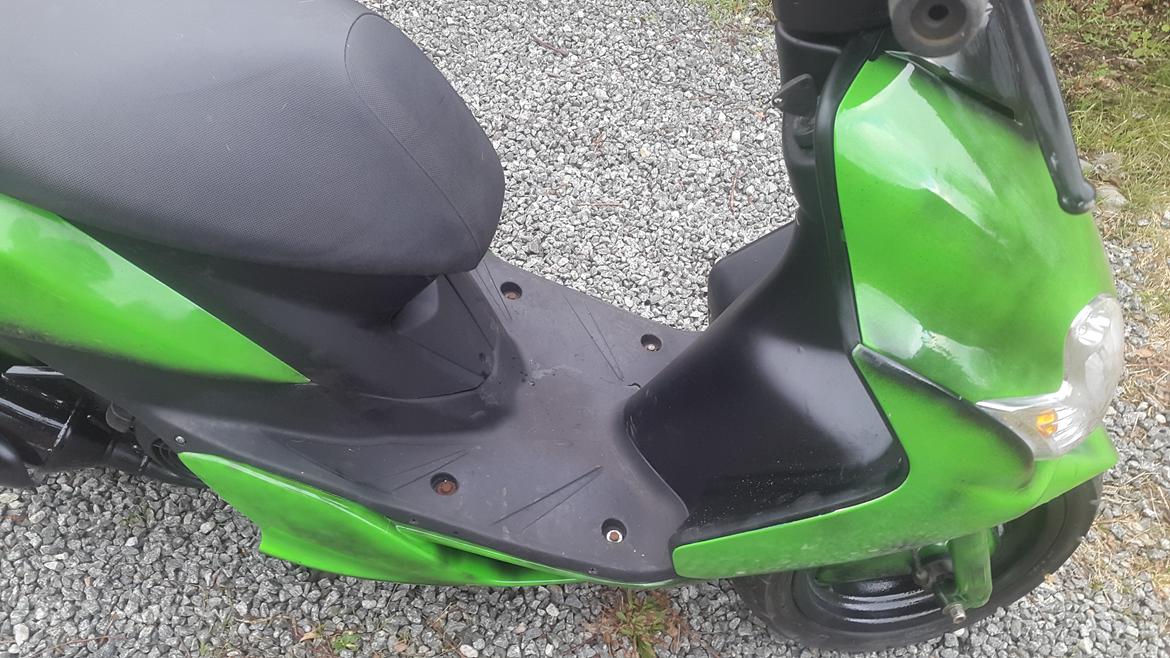 Yamaha  Yamaha jog r solgt 5200 kr. billede 8