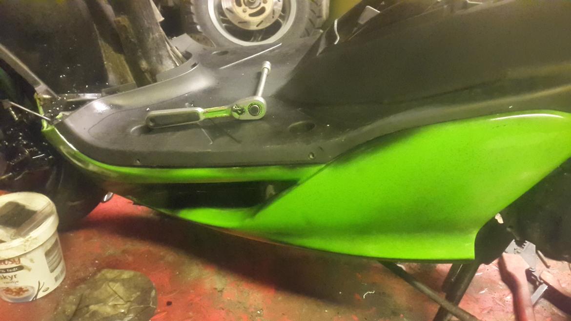 Yamaha  Yamaha jog r solgt 5200 kr. billede 19