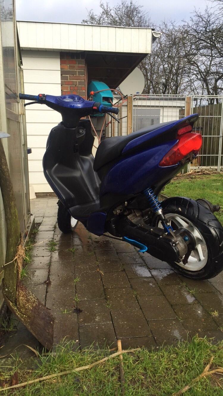 Yamaha Jog r billede 1