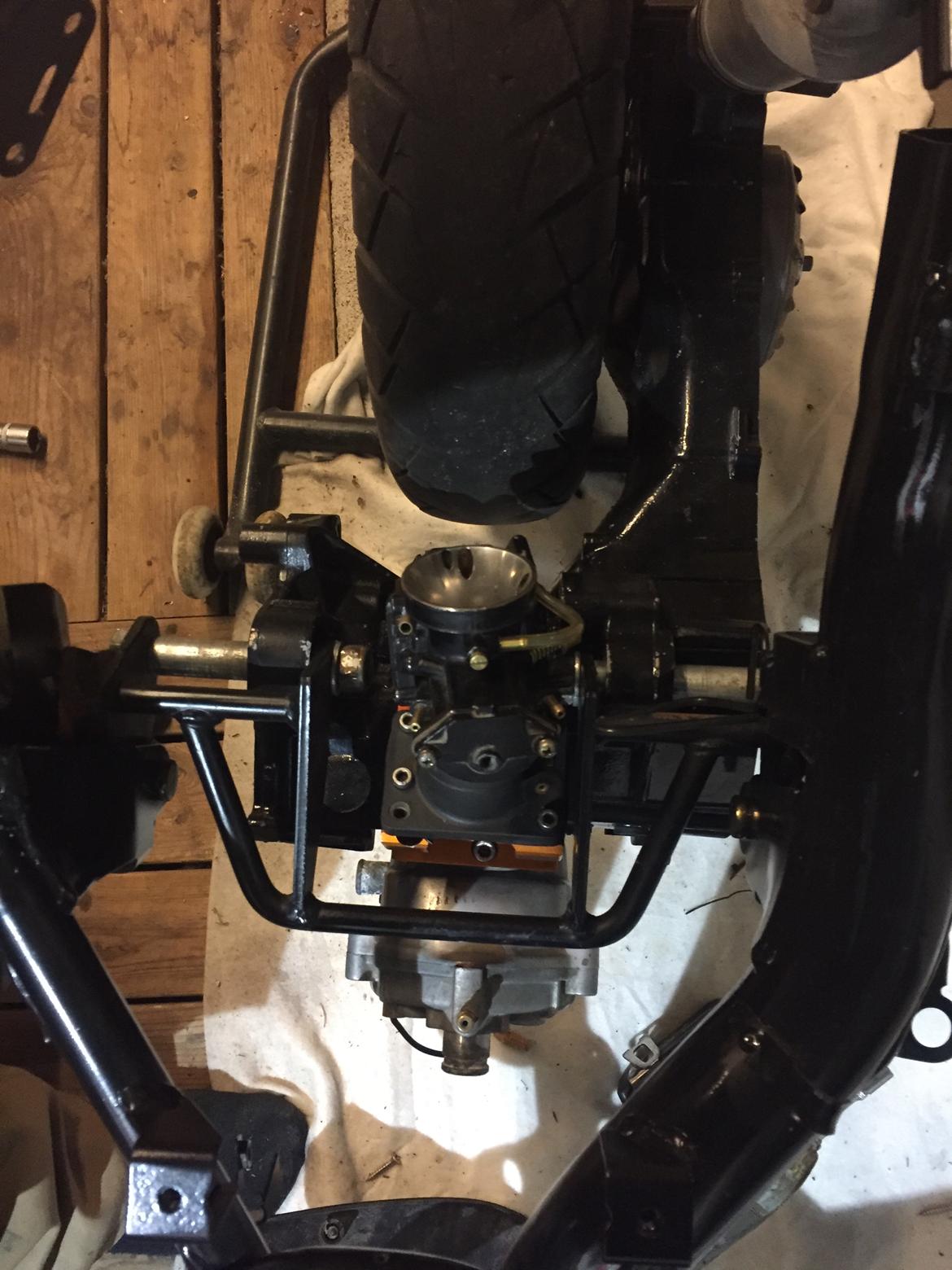 Yamaha JOG R TEAMSPEED **PROJEKT 90% FÆRDIGT** billede 10