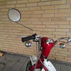 Suzuki fz50 metalicrød 