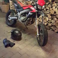Aprilia SX50