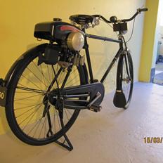 Veteraner Diesella  røvskubber  60 km/t