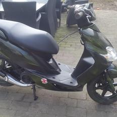 Yamaha  Yamaha jog r solgt 5500 kr.
