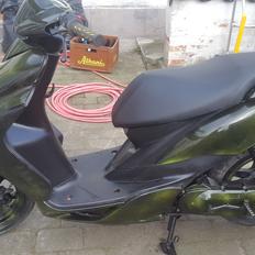 Yamaha  Yamaha jog r solgt 5500 kr.