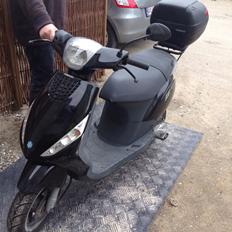 Piaggio New Zip