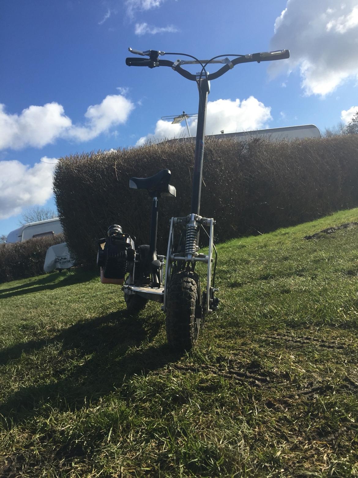 MiniBike Megaleg Benzin Løbehjul billede 13