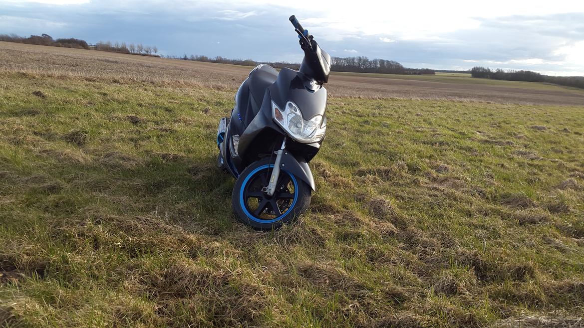 Yamaha JogR Carbon  billede 1