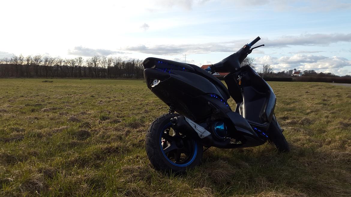 Yamaha JogR Carbon  billede 4