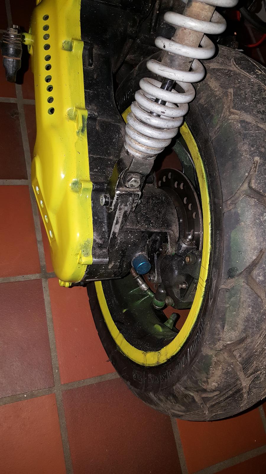 Yamaha jog r rox (solgt) billede 4