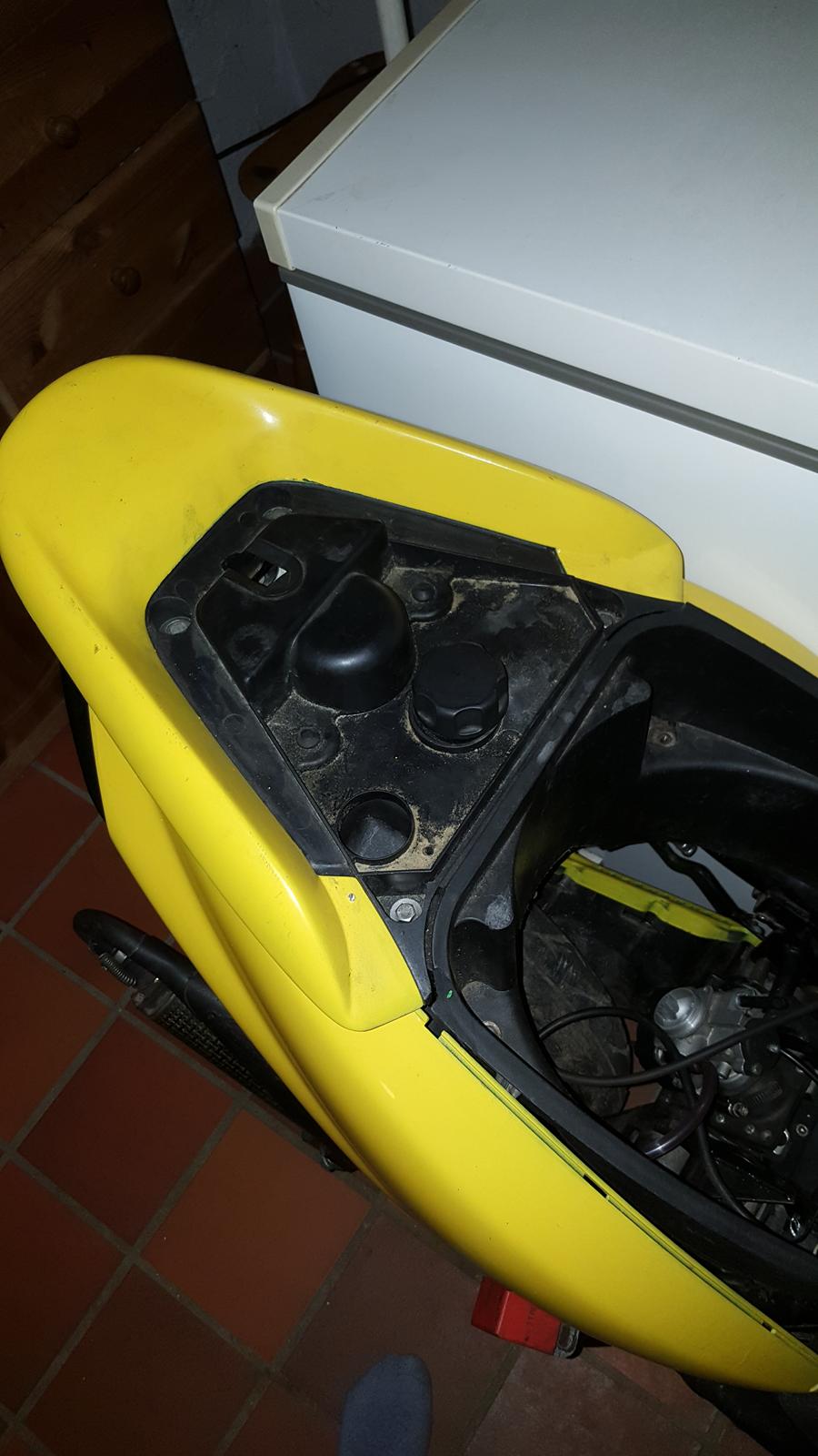 Yamaha jog r rox (solgt) billede 6