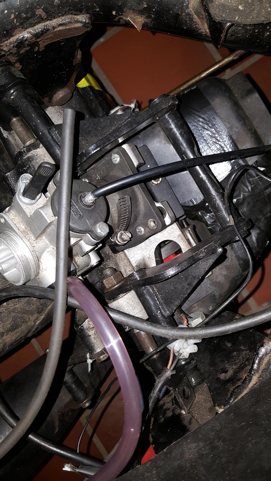 Yamaha jog r rox (solgt) billede 2