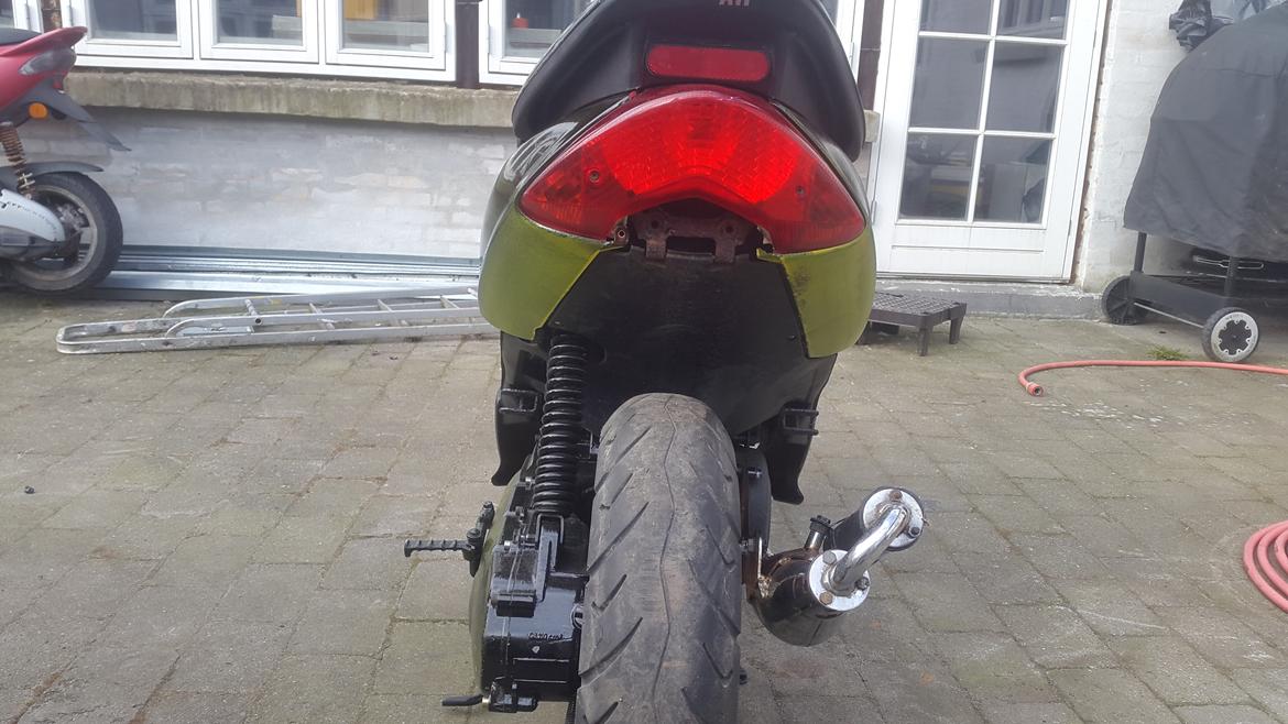 Yamaha  Yamaha jog r solgt 5500 kr. billede 6