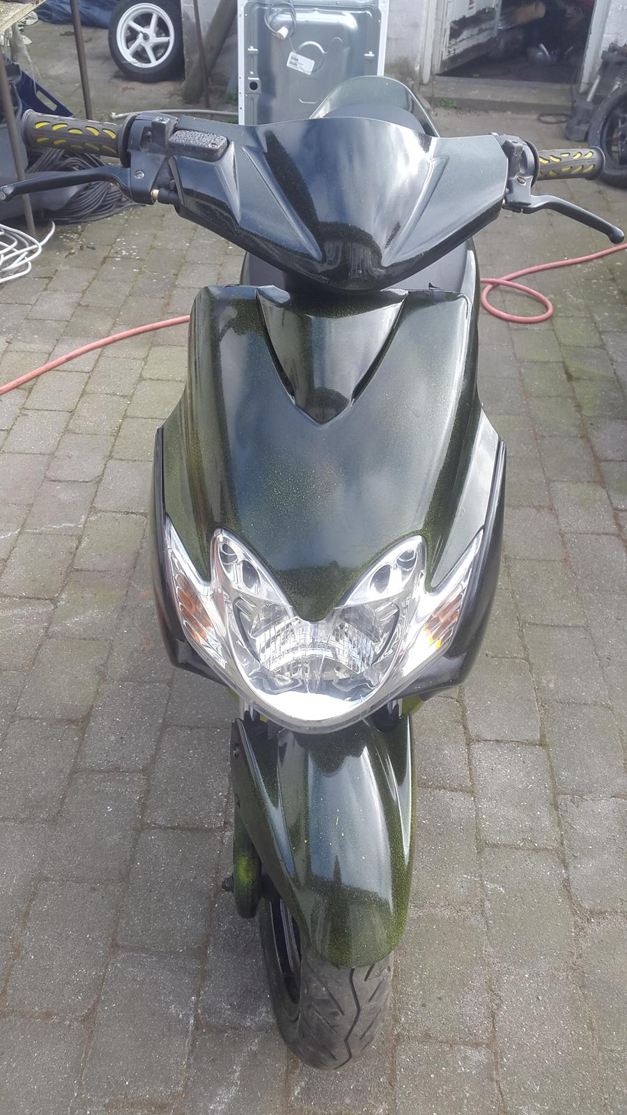 Yamaha  Yamaha jog r solgt 5500 kr. billede 2