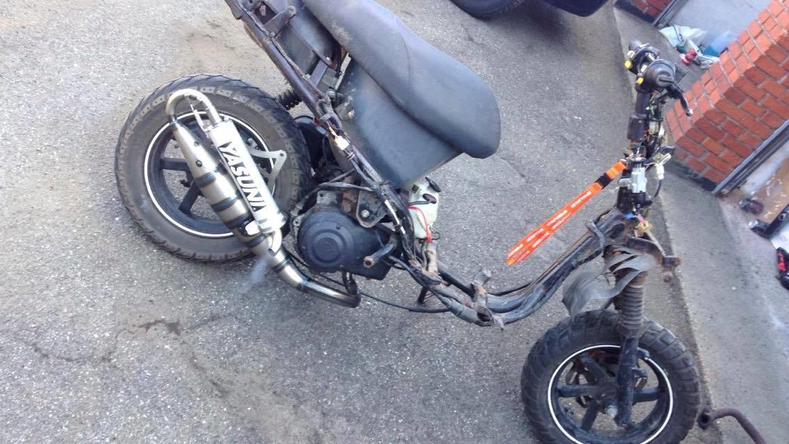 PGO Hot 50 - Igangværende projekt, er ved at tune og omlakére den :-) billede 8