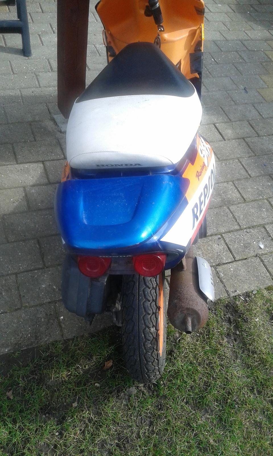 Honda sfx repsol billede 9