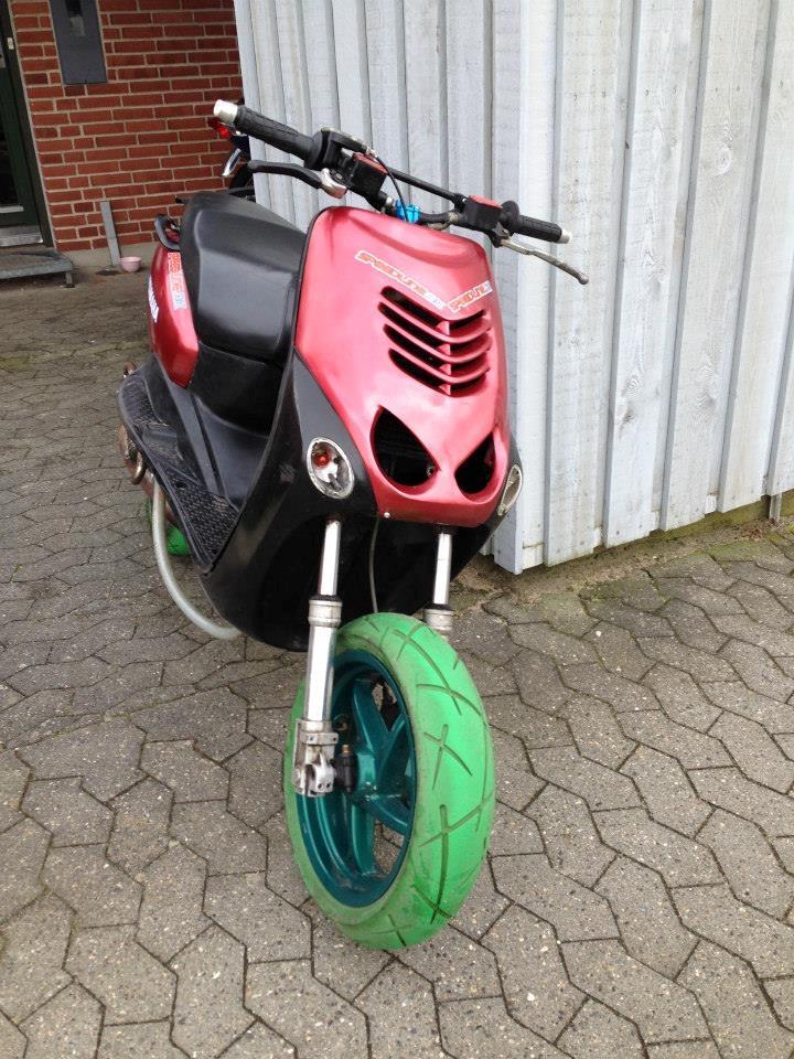 Yamaha Neos med aerox motor billede 9