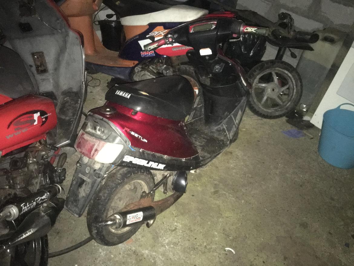 Yamaha Jog AS "Solgt" - Dårligt billede... Men endelig fri for det klamme 45rør!  billede 12