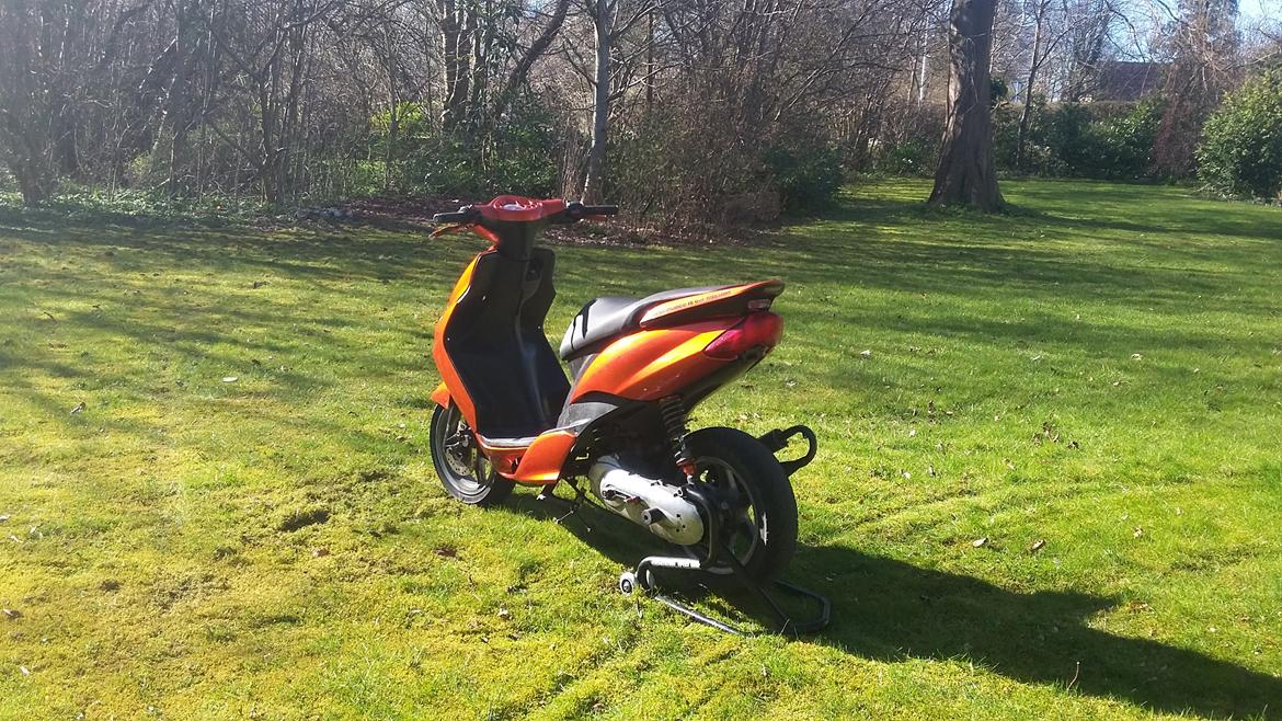 Yamaha jog R (SOLGT) billede 1