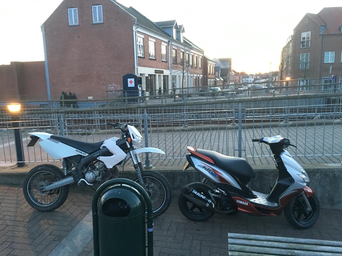 Yamaha Jog R billede 10