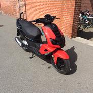 Peugeot Speedfight 4