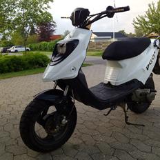 PGO Hot 50 Naked special edition