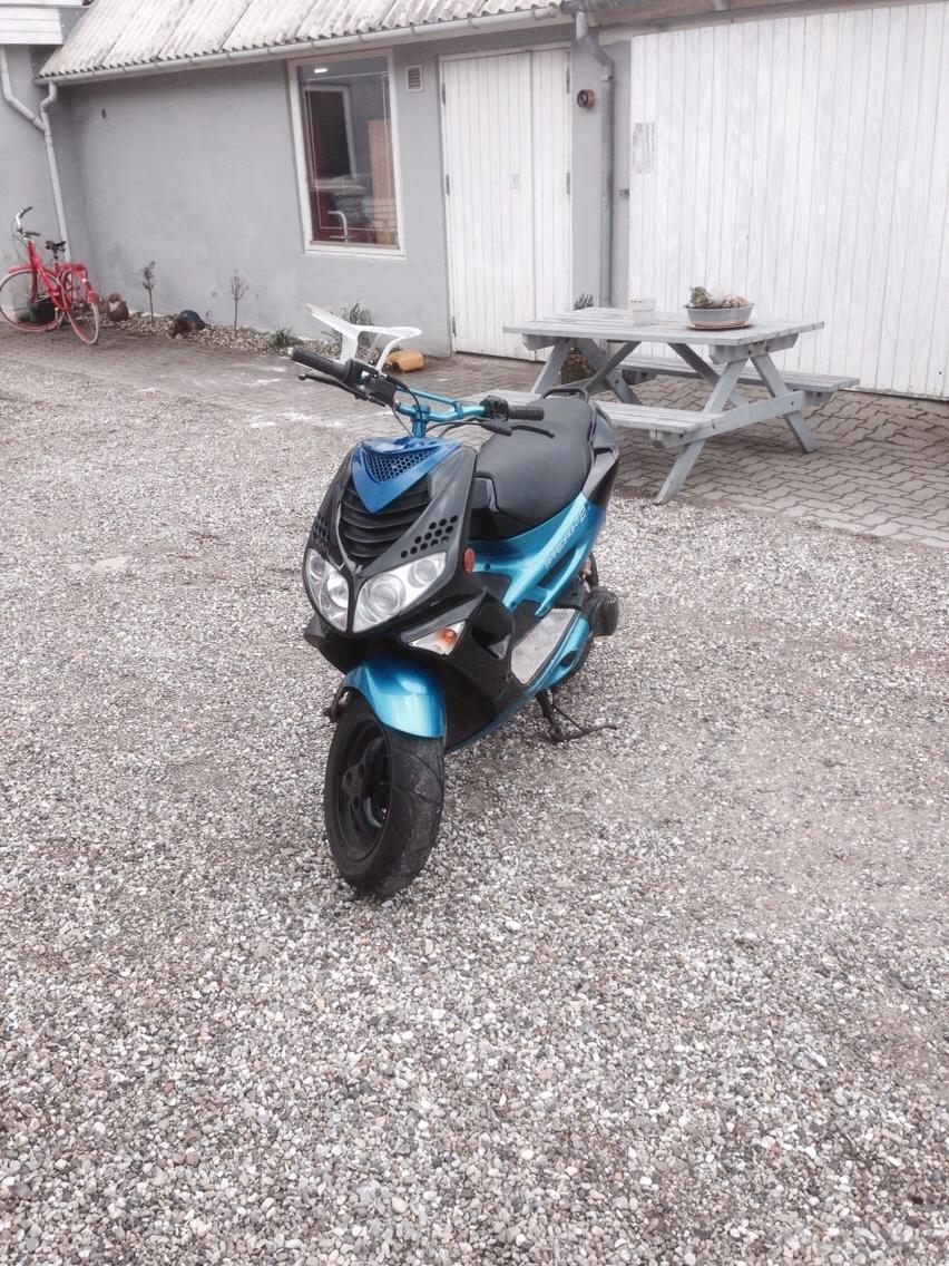 Peugeot Speedfight 2 billede 2