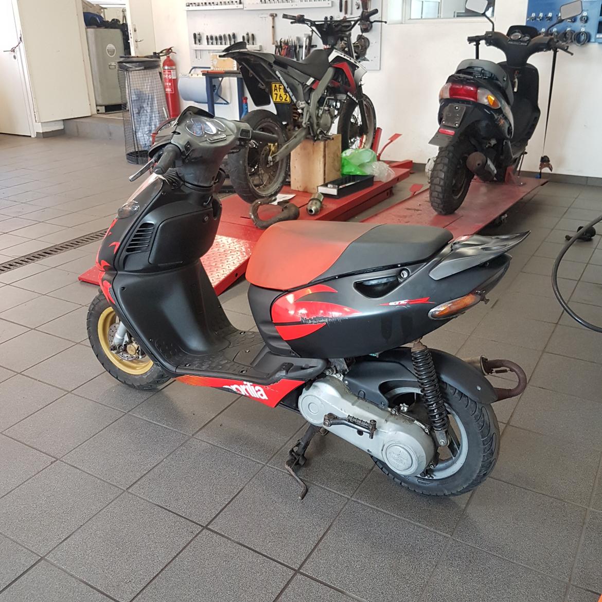 Aprilia sonic LC billede 14