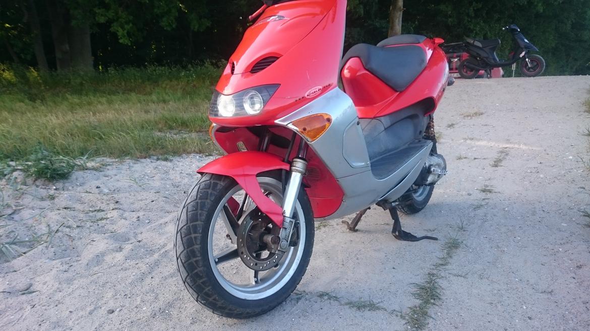 Aprilia sr 50 ac sp (solgt)  billede 1