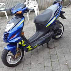 Suzuki katana ay 50 w