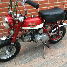 Honda Monkey z50a