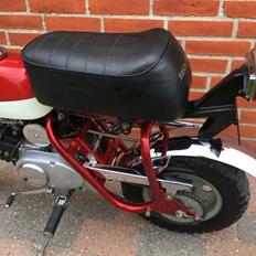 Honda Monkey z50a