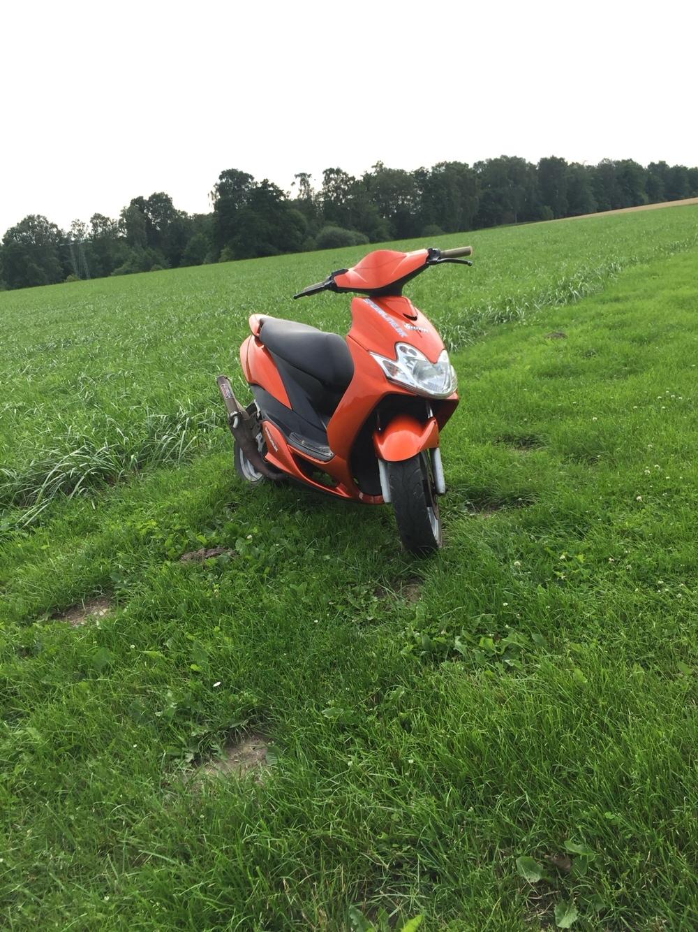 Yamaha Jog r (solgt) billede 5