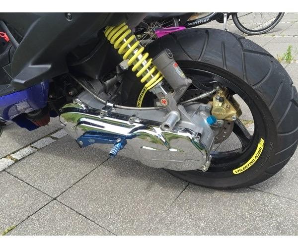 Yamaha aerox special edition ( Valtino Rossi ) kørt 650km billede 4