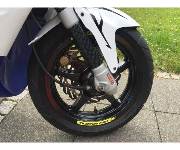 Yamaha aerox special edition ( Valtino Rossi ) kørt 650km billede 5