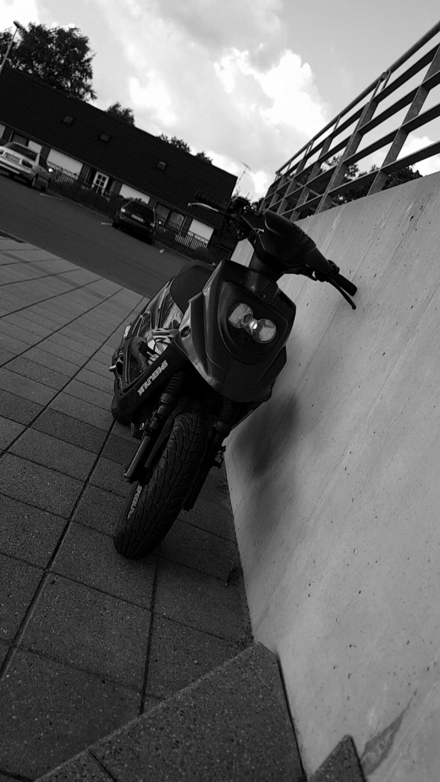 PGO Hot 50 billede 8