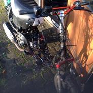 Yamaha JOG FS (Genoplivet)