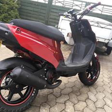 PGO Hot 50 "Naked"