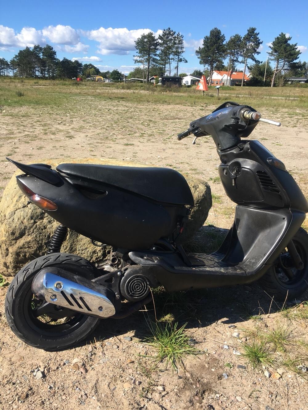 Aprilia Sonic Black edition 100cc billede 24