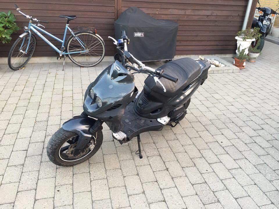 PGO Pmx Naked billede 4