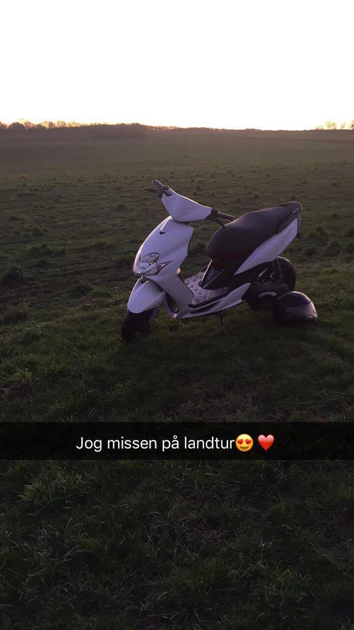 Yamaha jog r billede 3