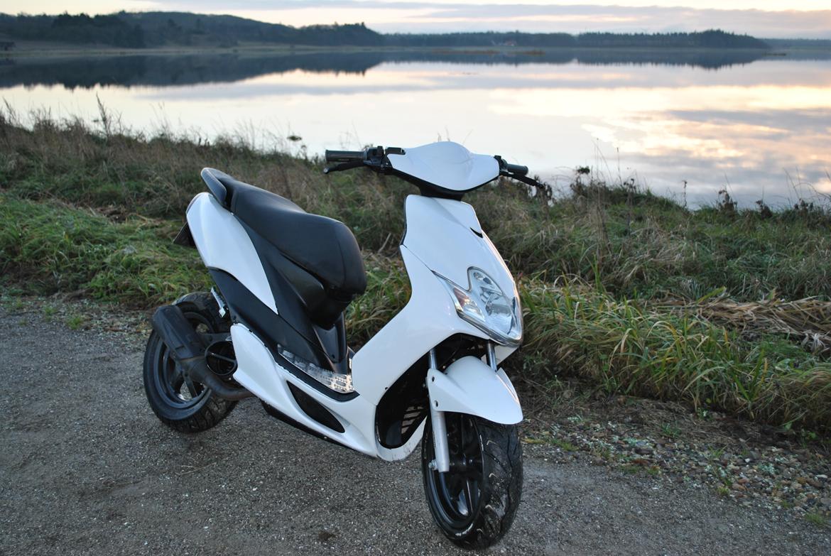 Yamaha jog r billede 5