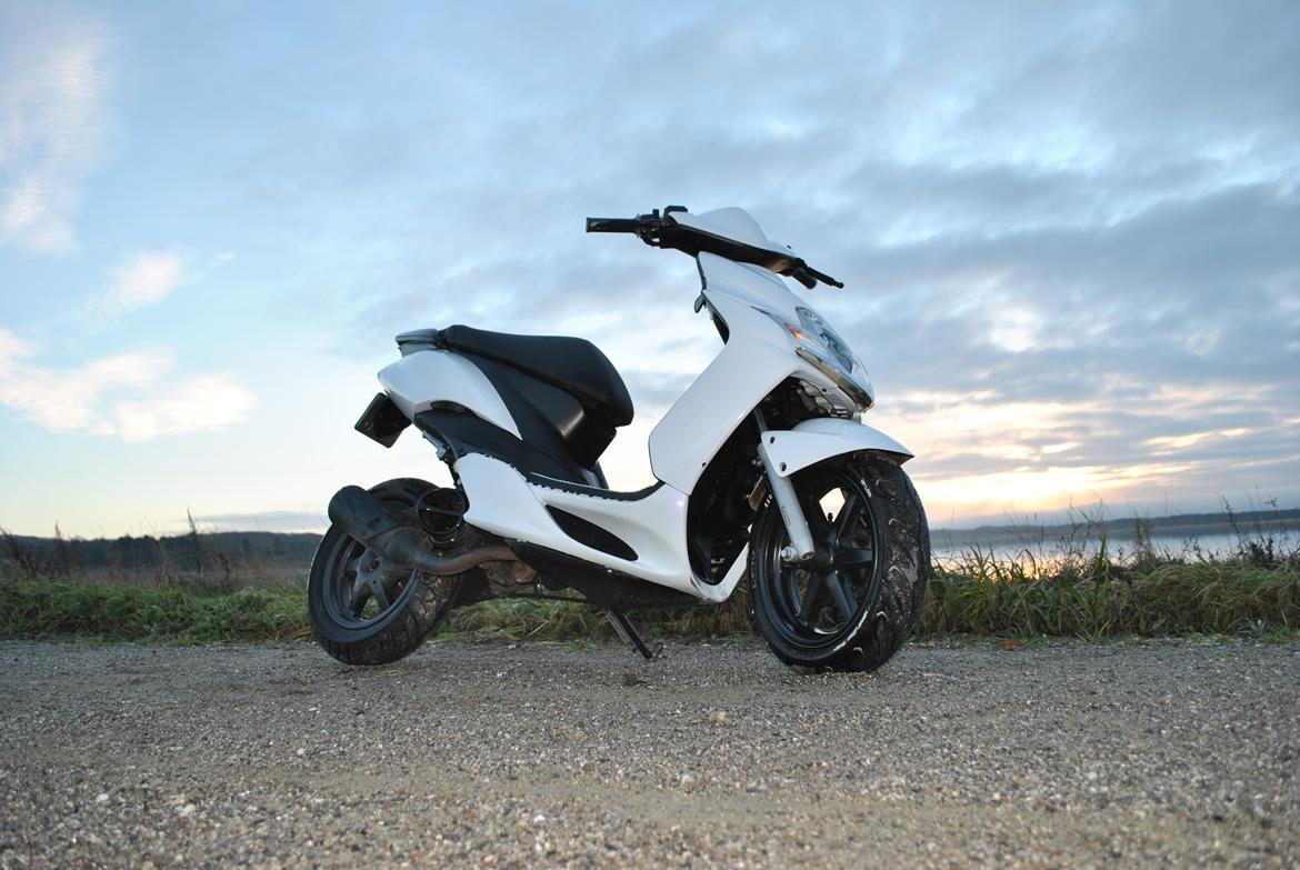 Yamaha jog r billede 7