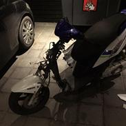 Yamaha Jog R ( TOTALTSKADET)