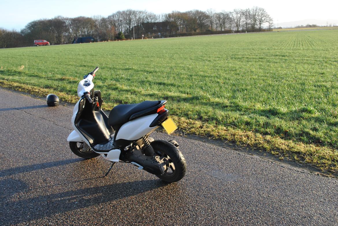 Yamaha jog r billede 14