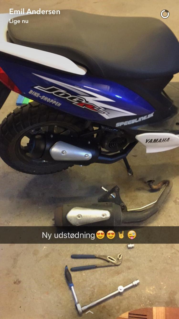 Yamaha jog r påkørt billede 2